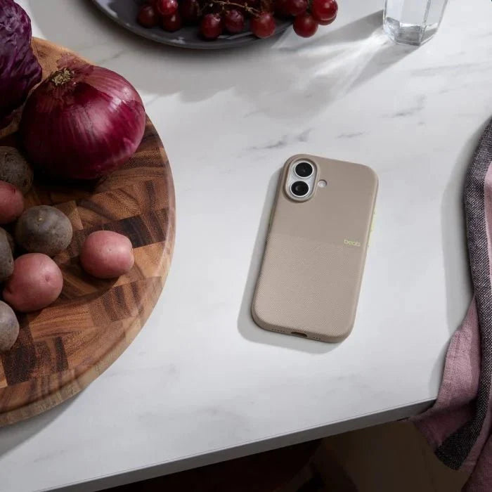 Beats Rugged Case with MagSafe and Camera Control for iPhone 17 - Oraxxi